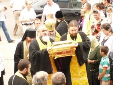 Святиню зустрічав Високопреосвященніший архієпископ Феодор