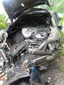 В результате взрыва авто на Львовщине погибли трое людей