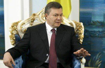 Янукович один из грантов Президента дал Александру Рейтию, молодому ученому УжНУ