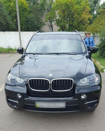 Ужгородские патрульные зпдержали "BMW X5" с "левыми" документами