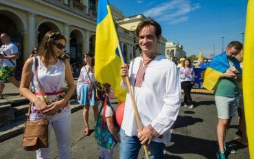 За інформацією українці масово звертаються із заявами про легалізацію в Польщу