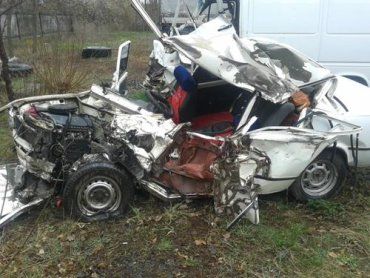 Водитель и пассажир "Жигули" скончались на месте ДТП
