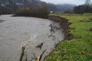 В реках Закарпатья будут небольшие колебания уровней воды