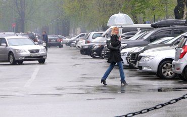 Погода в Україні: місцями пориви вітру досягнуть 20 м/с