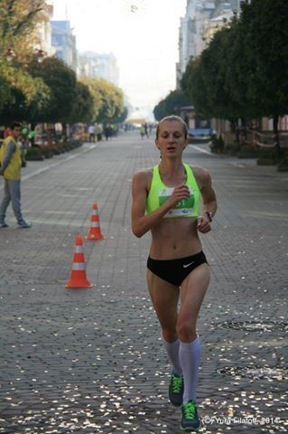 В беге на 3000 м Олеся Дидоводюк завоевала серебряную медаль