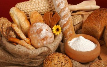 Хліб вважається першим продуктом, але чи приносить він користь