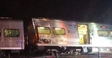 Среди пострадавших - 26 пассажиров и семеро сотрудников транспортной компании