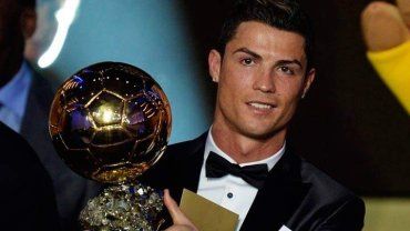 Роналду признан лучшим футболистом мира по версии издания «France Football»