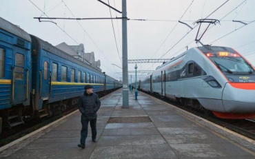 Латвия готова передать свободные локомотивы украинской "Укрзализныце"