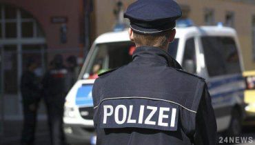 Семь мигрантов арестованы в Берлине по подозрению в поджоге бездомного мужчины