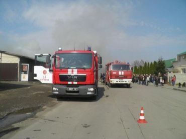Пожежа спалахнула на ужгородському ринку