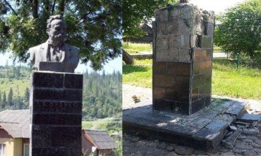 Монумент И.Франко по ошибке снесли борцы со советской символикой