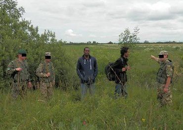 Пограничники Мукачевского отряда задержали нелегалов из Эритреи и Судана