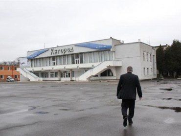Міжнародне летовище в Ужгороді залишилося без керівника.