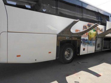 В автобусе с Закарпатья обнаружены 13 тыс пачек сигарет