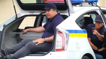 Все упражнения Саакашвили выполнил вместе с полицейскими