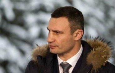 За январь Виталий Кличко заработал почти девять тысяч гривен