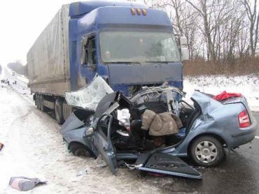 В ДТП на трассе Киев-Чоп погибли трое человек