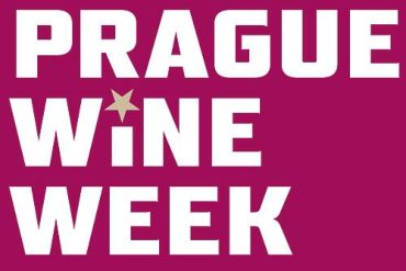Логотип Пражской недели вин