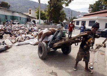 Столице Гаити угрожают инфекции