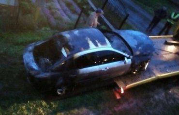 Кандидату на посаду мэра Перечина спалили авто