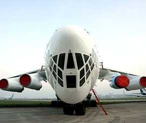 Боливийский лайнер столкнулся с Ил-76