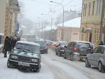 Из-за морозов в Черновцах часть улиц остались без электроснабжения