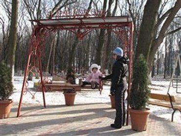 Ужгород. Комплекс-площадка для романтиков и влюбленных в Боздошском парке