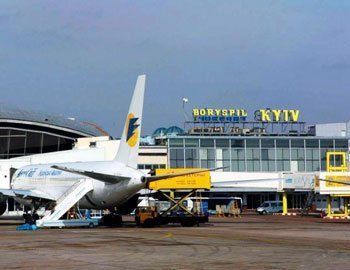 В "Борисполе" благополучно сел аварийный самолет