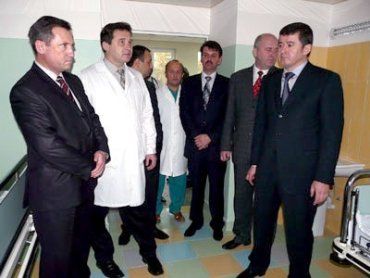 В Ужгородській ЦКМЛ відбулося відкриття відділення торакальної хірургії обласної клінічної лікарні.