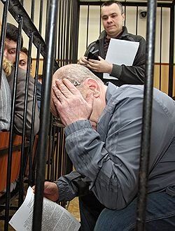 Семен Могилевича и Владимира Некрасова обвиняют в уклонению от уплаты налогов.