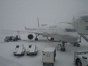 В Украине закрыты аэропорты в Днепропетровске и Николаеве
