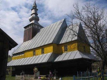 На Закарпатті намагаються реставрувати унікальні дерев’яні храми.