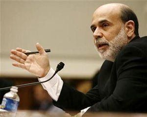 Бернанке: доллар «сохранит свою стоимость» и «останется сильным»
