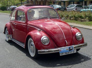 Volkswagen "Жук" - участник ралли ретро-автомобилей