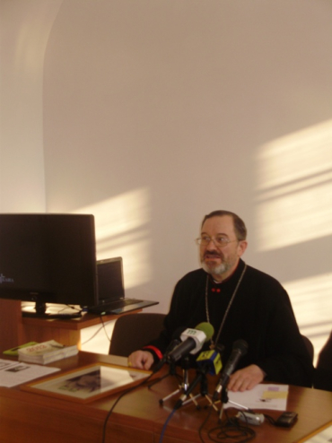 У кафедральному соборі владика Мілан зустрівся з журналістами