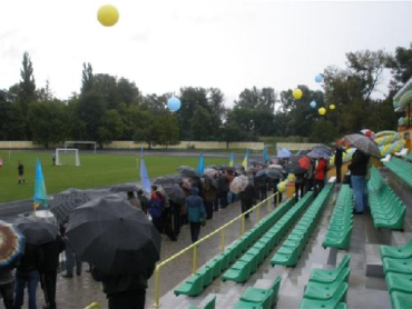 В Чопе моросит дождь. Якименко удалось забить 2 мяча в ворота "Закарпатья" — 1:3