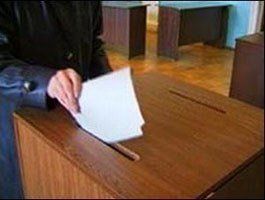 Москва. По данным на 15:00, проголосовали 1007 граждан Украины