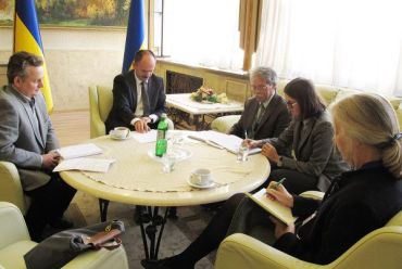Представники ОБСЄ запитали керівника краю про роль ОДА у виборах