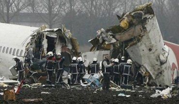 В аэропорту Амстердама разбился самолет