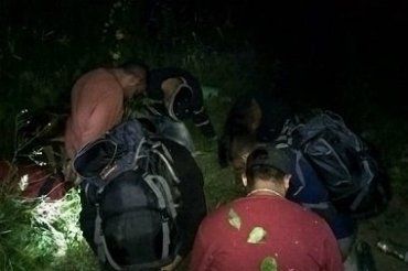 Закарпатские правоохранители помешали переправке через границу нелегалов