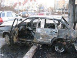 В Мукачево "Лада Приора" сгорела дотла за пару секунд