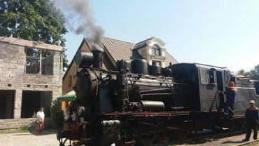 Состоялся официальный запуск ретро-поезда на Боржавской узкоколейке