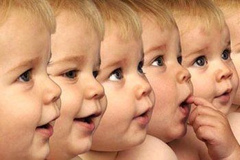 В Молдове женщина родила 5 близнецов