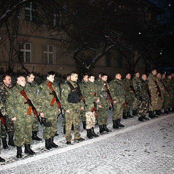 Ужгородцев приглашают проводить милиционеров в зону АТО