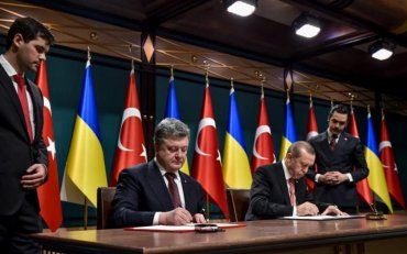 Туреччина офіційно схвалила рішення щодо безвізових подорожей для України