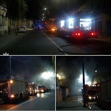 В Ужгороде ночью пожар охватил несколько домов