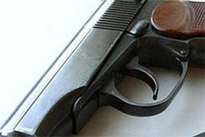 В Красноуфимске раскрыта кража оружия из магазина.