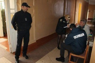 Полиция расследует факт хулиганства в ужгородской школе