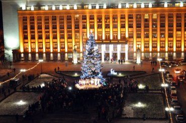 Главная елка Закарпатья зажглась под традиционный рождественский «Щедрик»